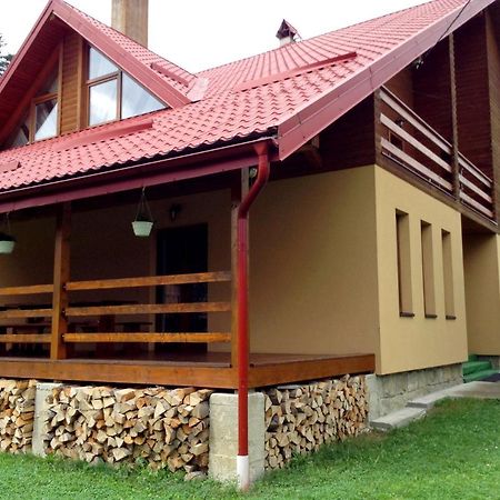 Гостьовий Дім Tauer Tatariv Exteriör bild